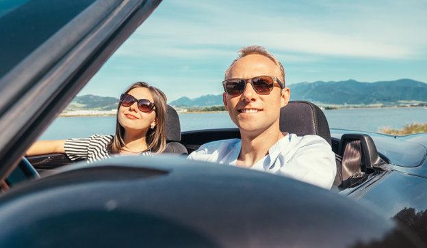 Couple Driving from Lake Havasu to Las Vegas